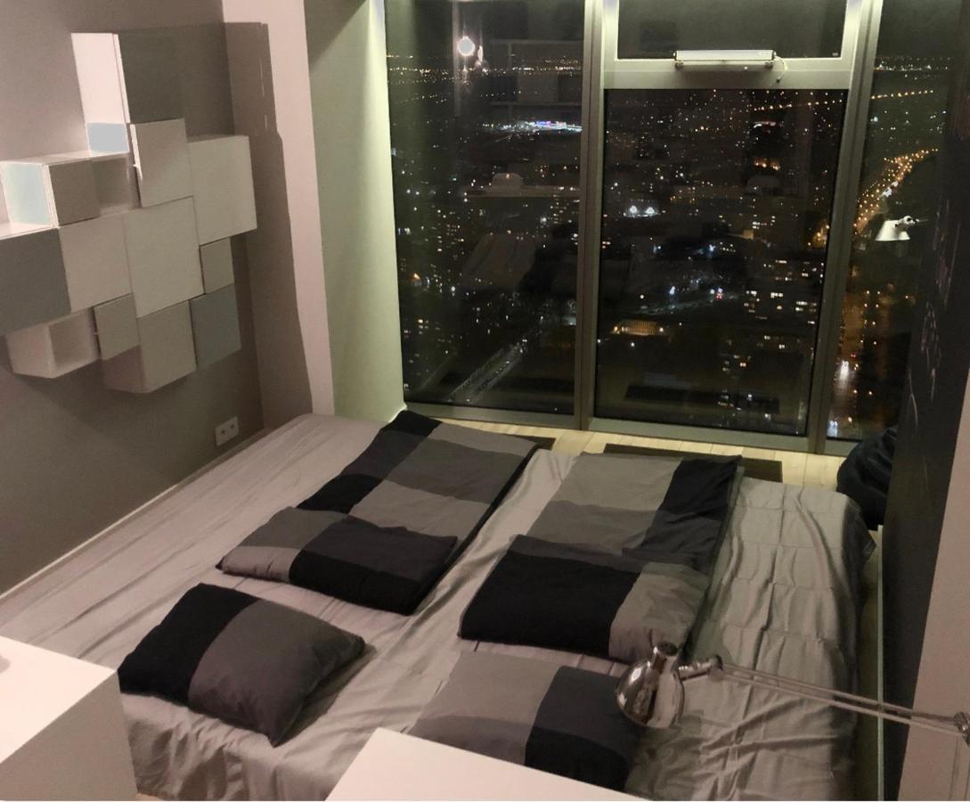 Vantage Point Apartament Sky Tower Wroclaw Bagian luar foto
